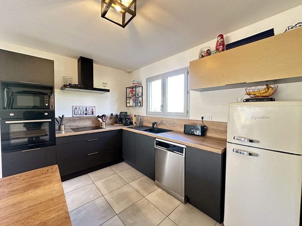 Villa CHATTE 250000€ L'IMMOBILIER de Nathalie Villa CHATTE 250000€ L'IMMOBILIER de Nathalie