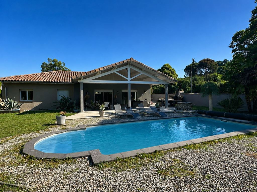 Maison de plain pied ST LATTIER 370000€ L'IMMOBILIER de Nathalie Maison de plain pied ST LATTIER 370000€ L'IMMOBILIER de Nathalie